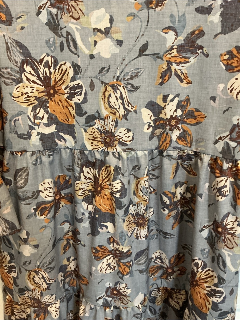 Emery Rose Women's Blue Floral Tiered Tunic Dress with Brown Accents - Picture 6 of 8